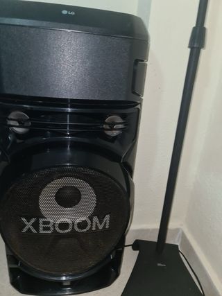Altavoz LG XBOOM RN5 Negro/Rojo