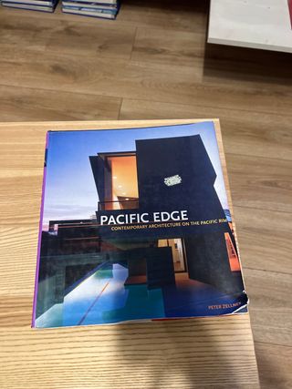 Pacific Edge Contemporary Architecture on the P...