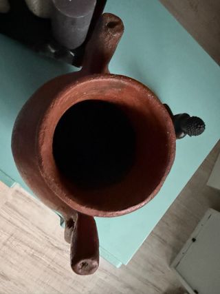 Jarrón antiguo de ceramica terracota