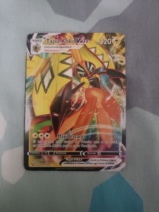 Carta Pokémon Reshiram & Charizard GX