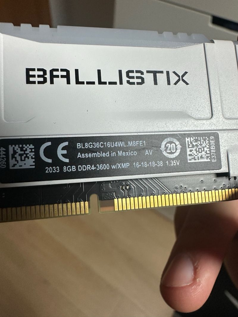 Crucial Ballistix RGB DDR4 3600 mhz 8GBx2 (16GB). afbeelding 2