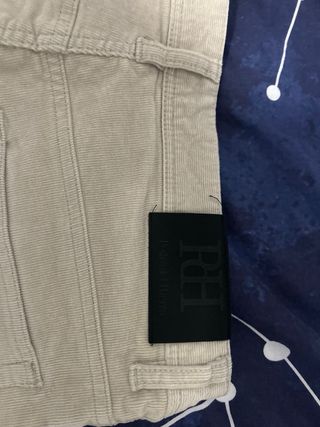 Pantalones Carolina Herrera y Pedro del Hierro