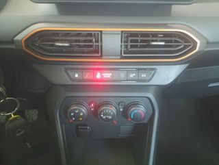 Dacia Sandero Stepway Essential hibrido Eco 2022