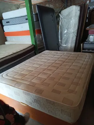 Canapé abatible y colchón ortopédico