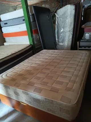 Canapé abatible y colchón ortopédico