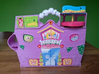 Casa Pinypon con piscina y figuras