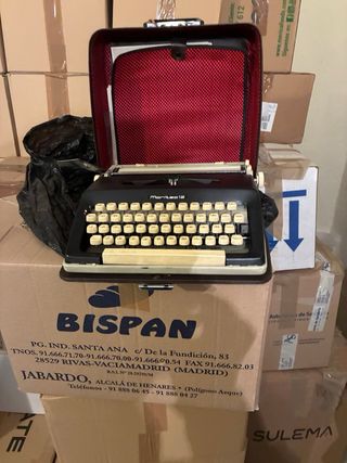 Máquina de escribir Maritsa 12