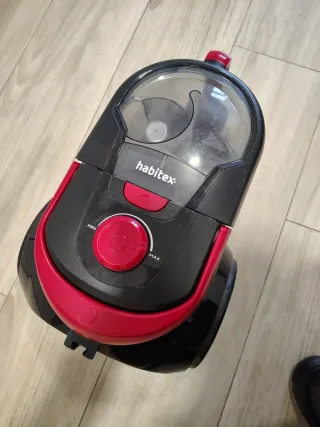 Aspiradora Habítlex con accesorios