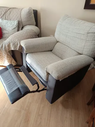 Sillones relax beige y marrón