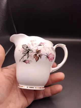 🇬🇧 Lechera porcelana inglesa floral
