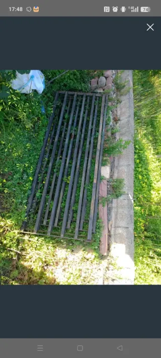 3 tramos de rejas metálicas