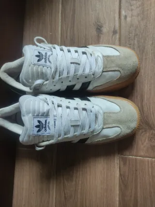 Zapatillas Adidas Samba Blancas y Negras