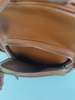 Mochila Portátil 100% Cuero Vaca (Nueva/Etiqueta)