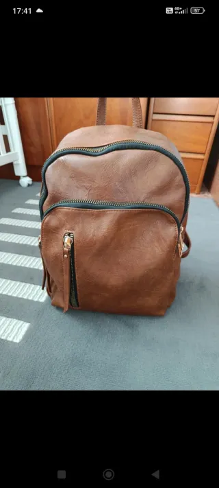 Bolso mochila marrón