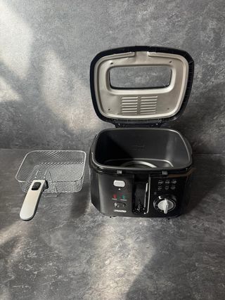 Freidora Eléctrica Mesko 2.5L