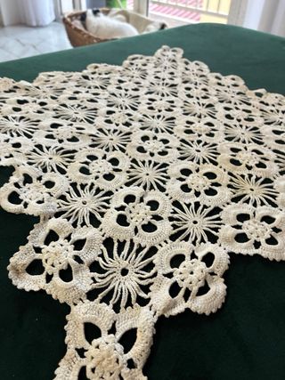 Centrino uncinetto cotone beige