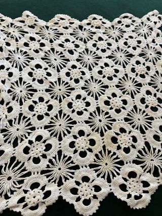 Centrino uncinetto cotone beige