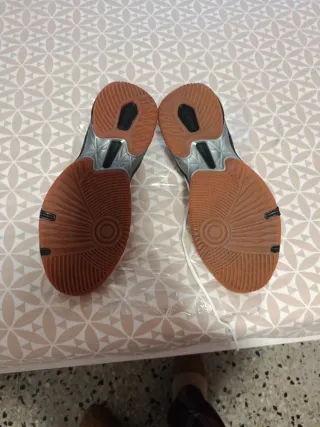 Zapatillas Asics Blancas