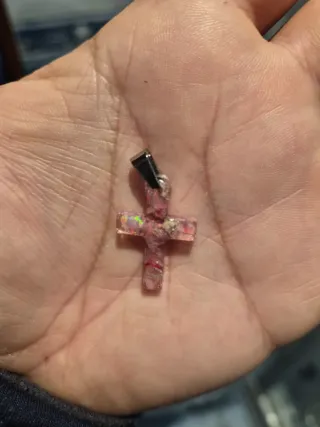 Colgante Cruz Ópalo Rosa