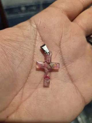 Colgante Cruz Ópalo Rosa