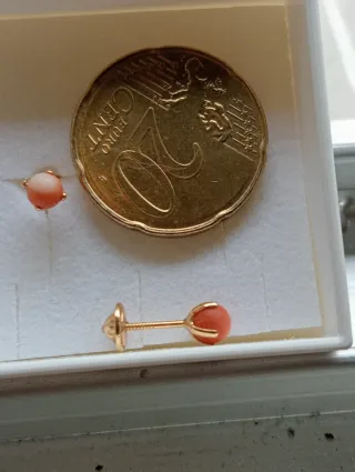 Pendientes Oro 18k y Coral Auténtico