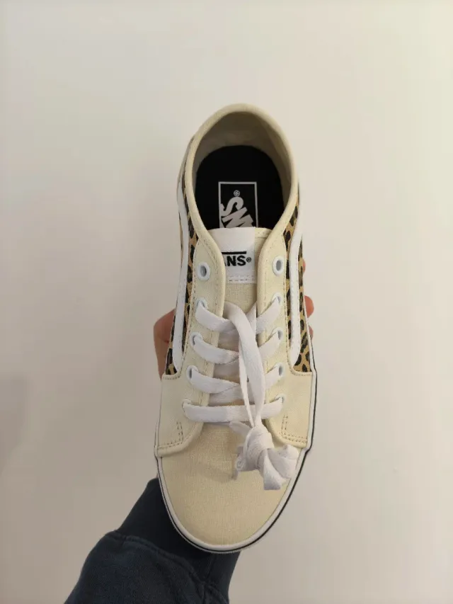 T38 Vans Blancas Leopardo