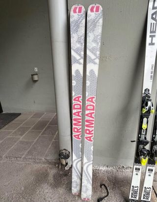 Sci Armada 181cm - Solo Sci