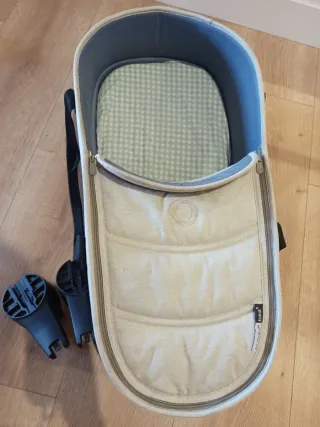 Capazo Bugaboo Bee 5 con adaptadores