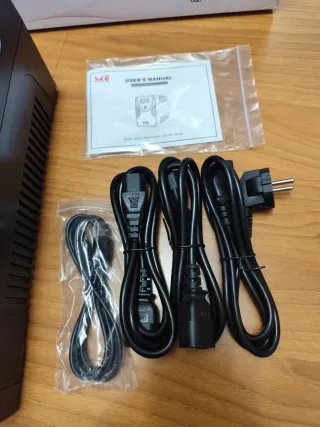 UPS Gruppo Continuità SKE 1250VA/720W Cavi Inclusi