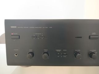 Amplificador Yamaha AX-750 Natural Sound