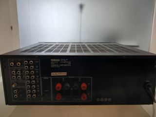 Amplificador Yamaha AX-750 Natural Sound