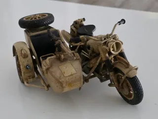 Maqueta Moto BMW R75 Sidecar Militar 1941 Pocher