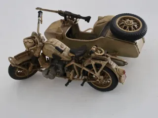 Maqueta Moto BMW R75 Sidecar Militar 1941 Pocher