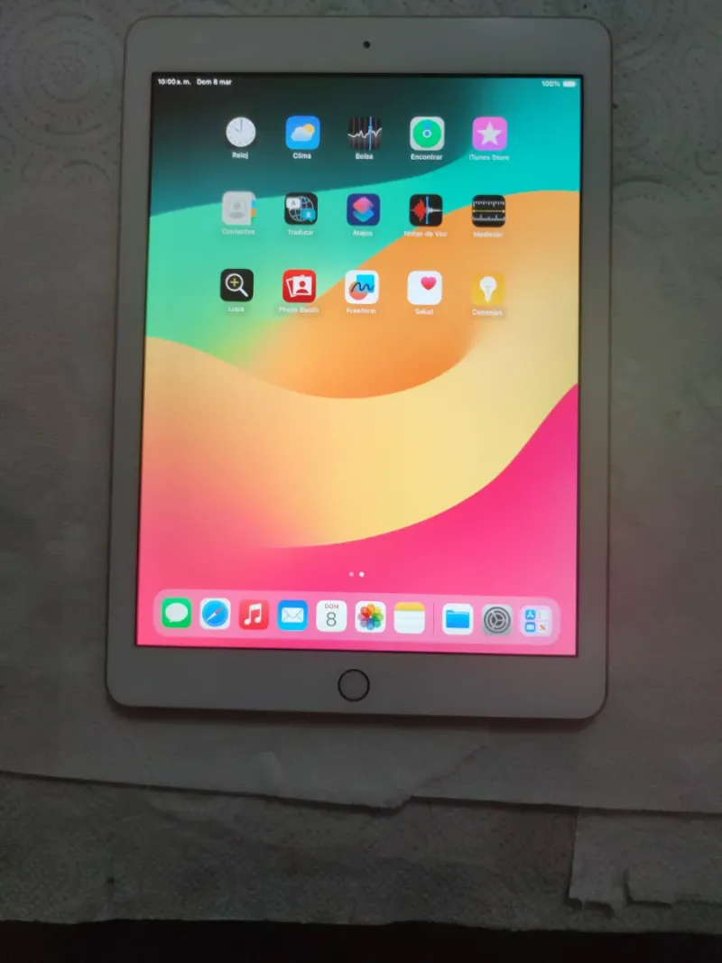 Apple iPad 6ª Gen  Dorado A1893 afbeelding 2
