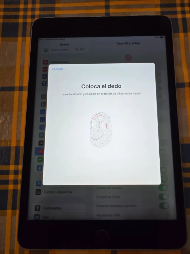 iPad Mini 4 128GB Wifi+LTE Gris Espacial afbeelding 5