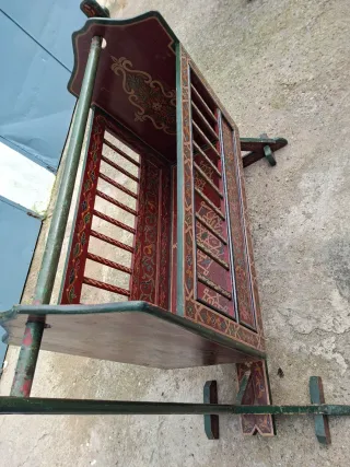 Cuna Marroquí Madera Pintada a Mano