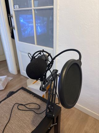 Micrófono TONOR Estudio Negro e interfaz audio USB