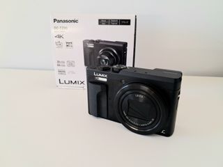 Cámara Panasonic Lumix TZ90 con caja