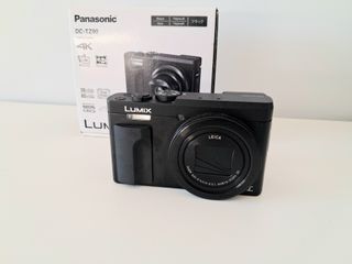 Cámara Panasonic Lumix TZ90 con caja