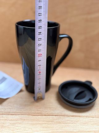 Taza Miniso Negra con Tapa 430ml