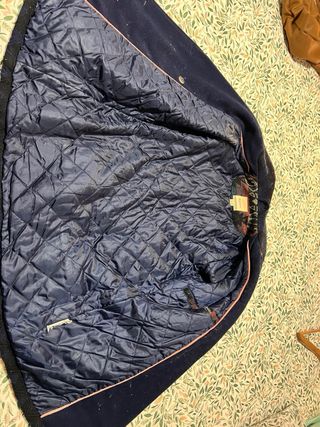 Abrigo azul de paño con detalles