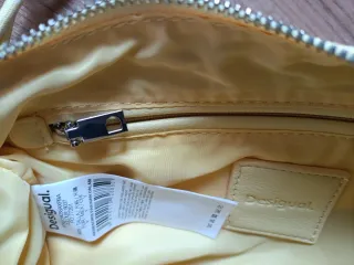 Bolso Desigual amarillo bandolera/hombro