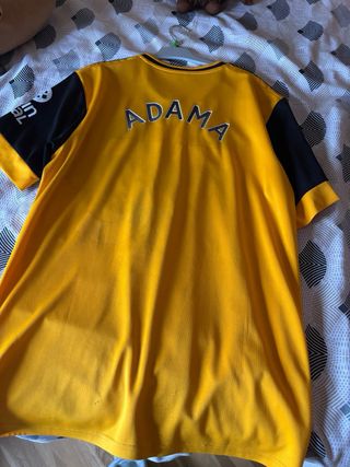 Camiseta Wolves Adidas Talla XL