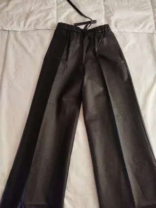 Pantalón ancho Zara negro