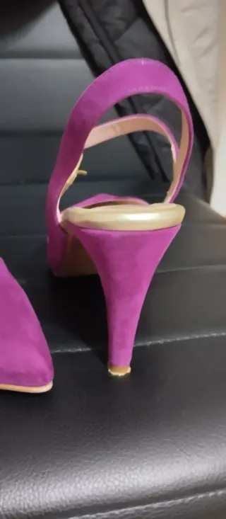 Zapatos de tacón morados