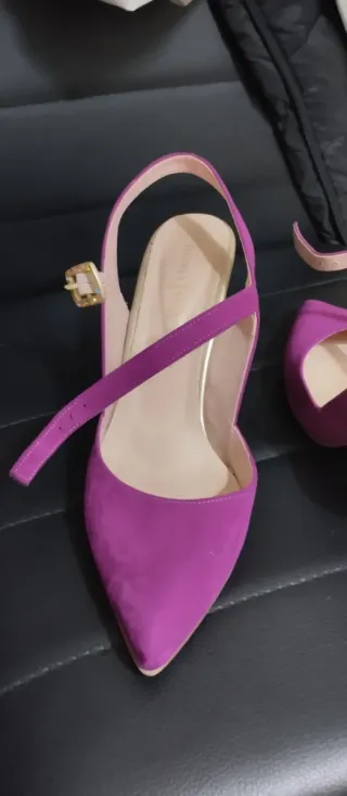 Zapatos de tacón morados