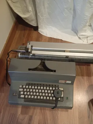 Máquina escribir Olivetti Editor 4 Retro