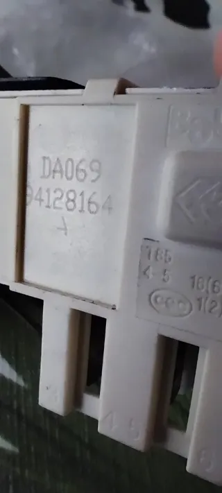 Bloqueo Puerta Lavadora Whirlpool AWM 8082