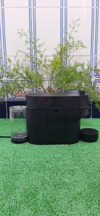 Cafetera Nespresso Vertuo Pop Negra