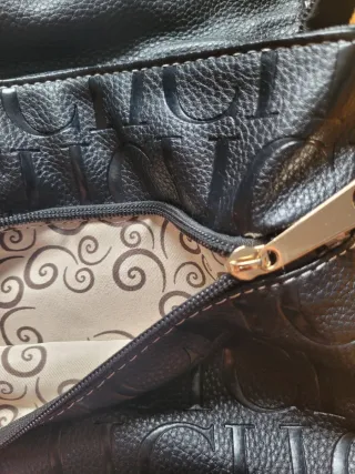 Bolso bandolera negro CH